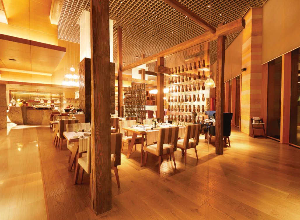 مطعم La Brasserie في العليا